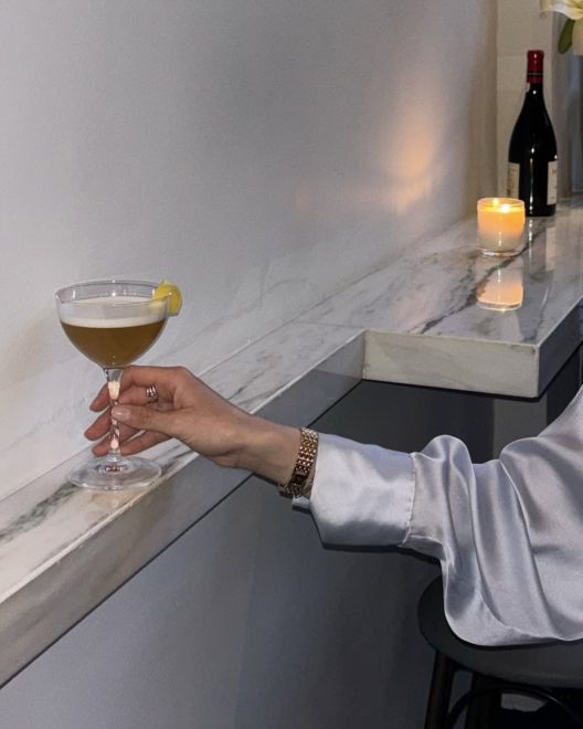 Faos: Το wine bar στο Παγκράτι που έχει αέρα από Νάξο