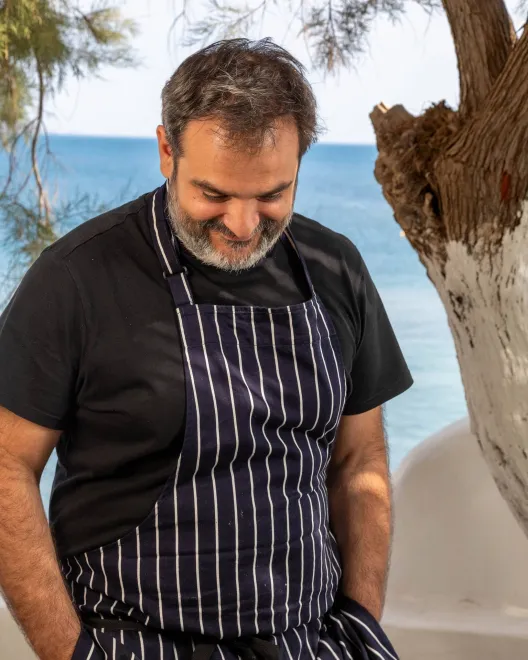 Πλυτά: Το νέο εγχείρημα των σεφ των Akra και Cookoovaya στην πλατεία Πλυτά 