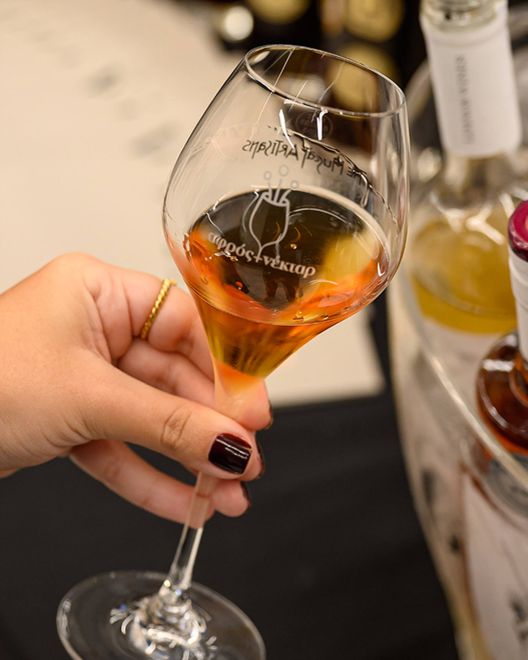 Εκδήλωση για αφρώδη και γλυκά κρασιά