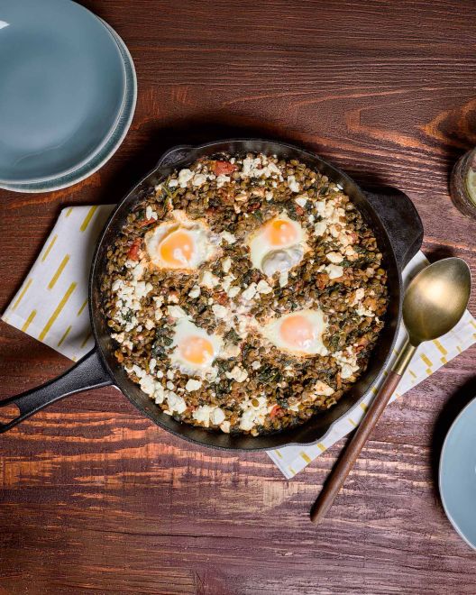 Τι να μαγειρέψω σήμερα Δευτέρα; Αυγά με φακές 