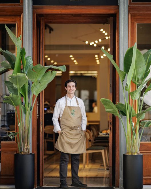 1890: Το νέο fine dining εστιατόριο της πλατείας Αγίας Ειρήνης 