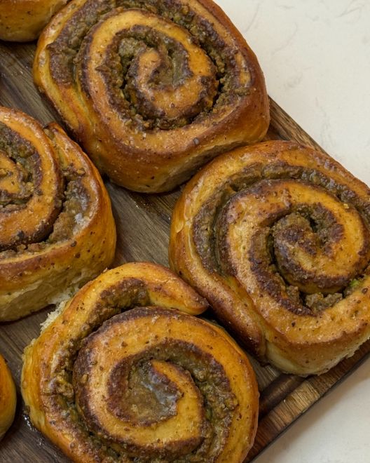 Wagee The Baker: Ο νέος φούρνος στο Κουκάκι για rolls και cheesecake