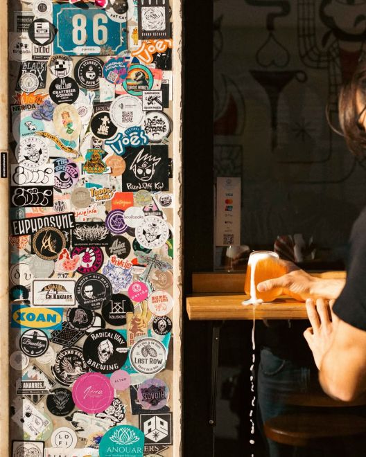 Strange Brew: Για μπίρα στο δημοφιλές taproom στο Κουκάκι