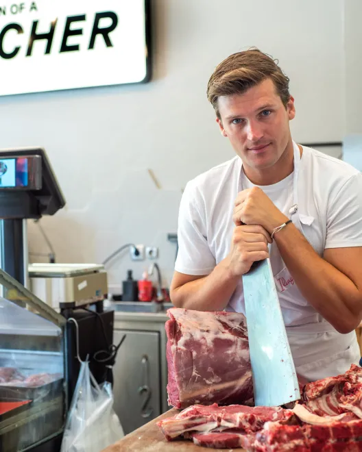 Son of a butcher: Ένας κρεοπώλης σκέτο μοντέλο