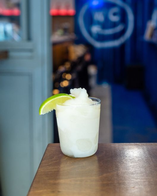 Caramelised frozen Piña Colada: Η παραλλαγή του Γιάννη Φρούντα στο Bonnot