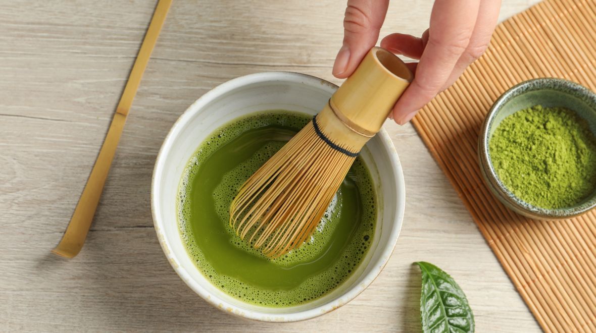 Τι είναι το matcha και πώς σε ωφελεί 
