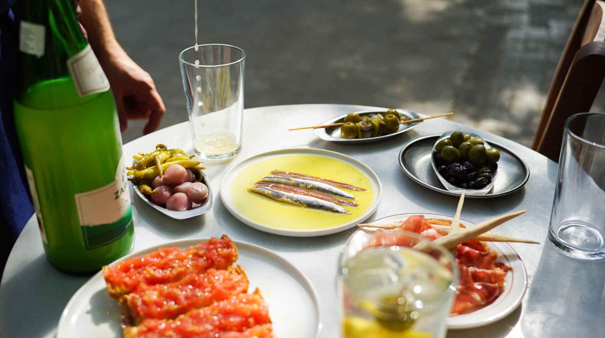 Για καφέ, φαγητό και ποτό στην Κυψέλη 