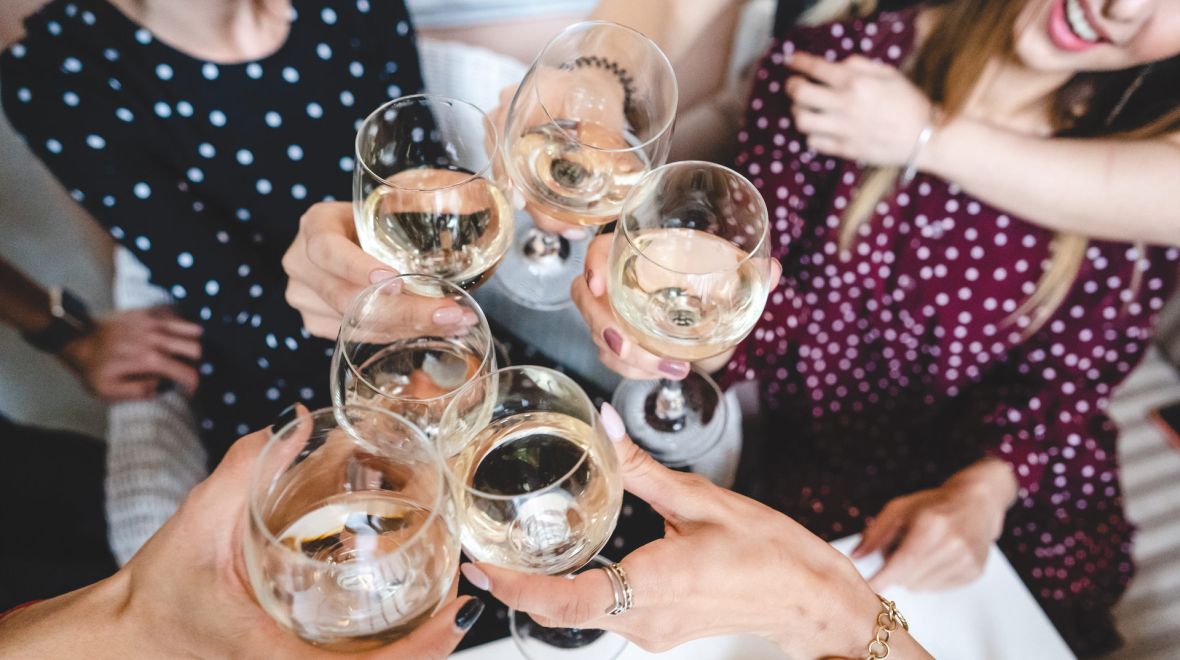 4 συμβούλες για να απολαμβάνεις πάντοτε το κρασί στο σπίτι