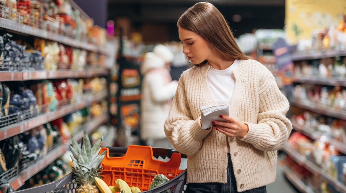 Ακρίβεια: Πώς επηρεάζει τις διατροφικές επιλογές μας 