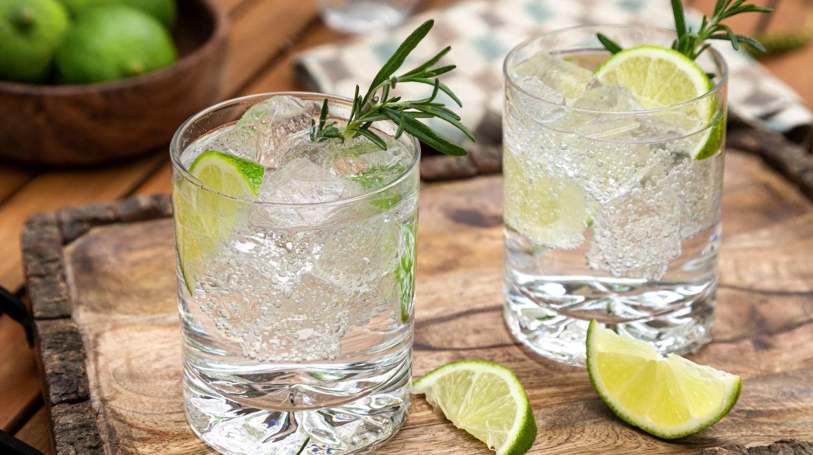 Τα μη αλκοολούχα ποτά απαγορεύεται να φέρουν την ονομασία gin