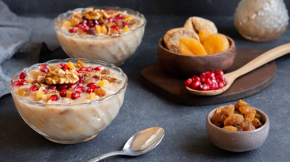 Ασουρές: Η ιστορία και γιατί λέγεται πουτίγκα του Νώε 