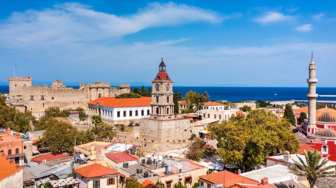 Ρόδος: Τι να δεις και πού να φας εκεί τον χειμώνα 