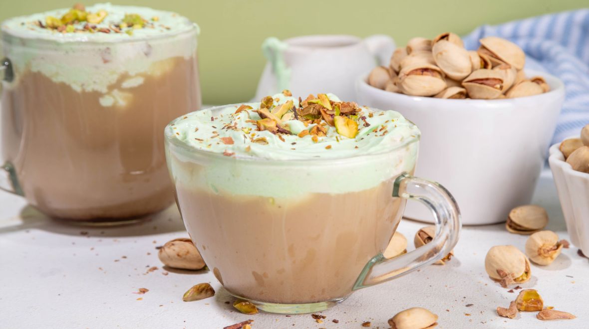 Pistachio lattes: Η νέα τάση στα ροφήματα