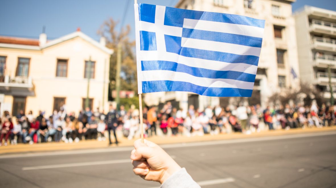 28η Οκτωβρίου στην Αθήνα: Μεζεδοπωλεία στο κέντρο και πέριξ για μετά την παρέλαση