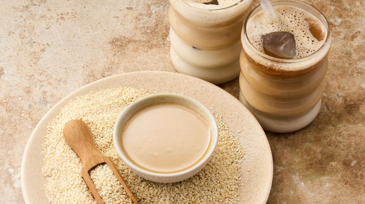 Ταχίνι: Ένας πλούσιος – και νηστίσιμος – σύμμαχος για ενέργεια και συνολική υγεία 