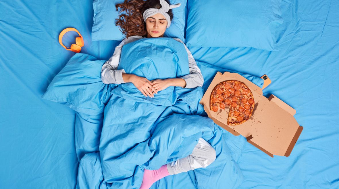 Γιατί πεινάμε περισσότερο όταν δεν κοιμόμαστε καλά; 