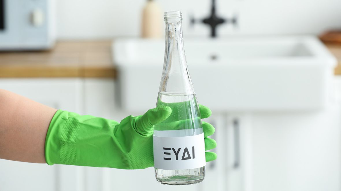 8 έξυπνοι τρόποι να χρησιμοποιήσεις το ξύδι πέρα από τη σαλάτα