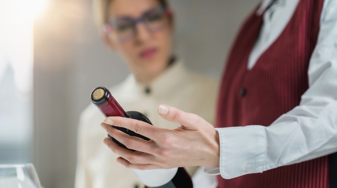 Η εκπαίδευση στον τομέα του κρασιού ανεβάζει το IQ μας; Τι λέει μία μελέτη 