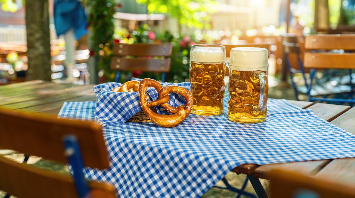 Oktoberfest 2026: Η Αθήνα γιορτάζει με μπίρα, γερμανικές γεύσεις και εκπλήξεις