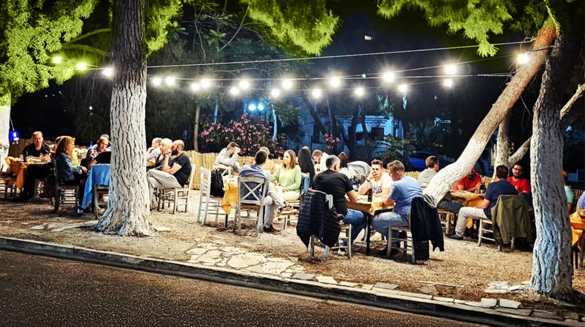 Για φαγητό στο Μιτάτο στην Ηλιούπολη