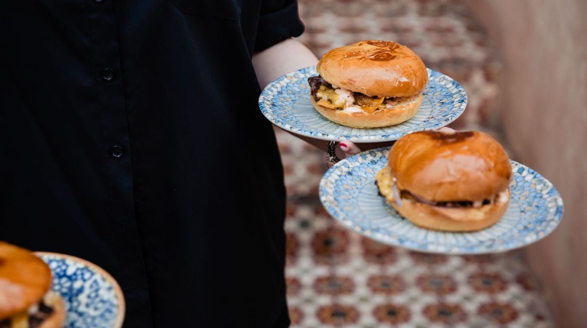  3 stripes burger