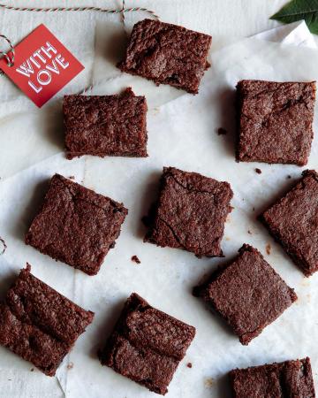 Εθιστικά brownies με καραμέλα και μαύρη σοκολάτα Brownies με καραμέλα και μαύρη σοκολάτα