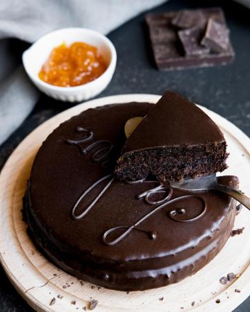 Sachertorte, η διάσημη τούρτα σοκολάτα της Βιέννης Sachertorte