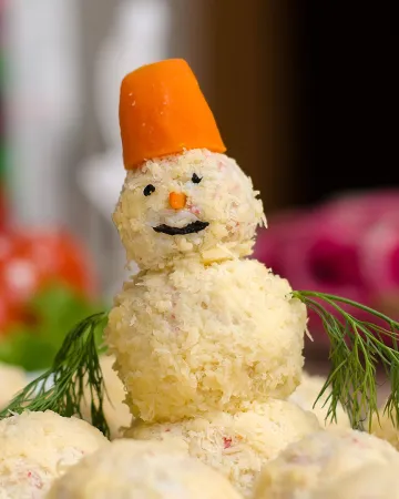 Snowman Cheeseball 