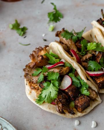 Vegan tacos με μανιτάρια και tofu