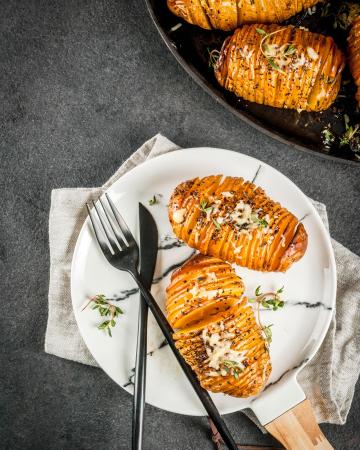 Λαχταριστές πατάτες Hasselback Συνταγή για πατάτες Hasselback