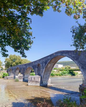 Άρτα: Είναι πολλά περισσότερα από το γεφύρι της Άρτα: Γιατί αξίζει να την επισκεφτείς