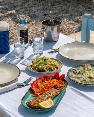 18 ταβέρνες σε απόσταση 1 ώρας από την Αθήνα