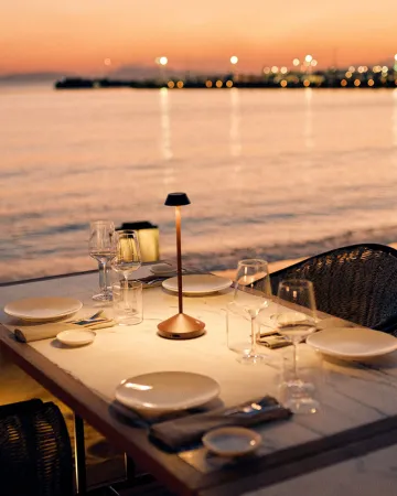 Βραδιές με μουσική στο Bungalow 7 στη Γλυφάδα