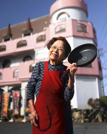Η 90χρονη σεφ Chizuko Takahashi από την Ιαπωνία