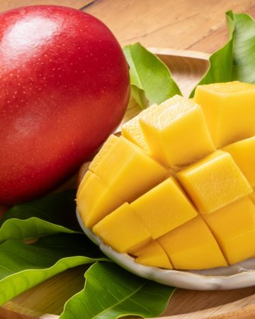 Τα ιαπωνικά μάνγκο Egg of the Sun Miyazaki Mango κοστίζουν 42 δολάρια
