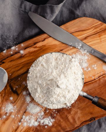 Αλεύρι για όλες τις χρήσεις: Πώς να το χρησιμοποιήσεις για να καθαρίσεις τον νεροχύτη