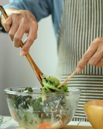 Τι τρώει καθημερινά ένας επιστήμονας που μελέτησε για τα επεξεργασμένα τρόφιμα και πώς επηρεάζουν την υγεία 