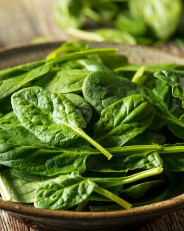 Πώς μπορεί το σπανάκι να βοηθήσει να μειώσεις το καθημερινό τσιμπολόγημα; 