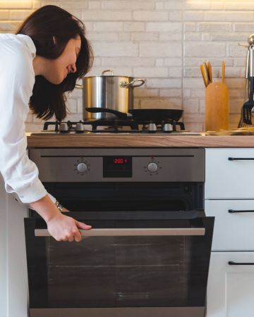 Πότε χρειάζεται όντως να προθέρμανση ο φούρνος