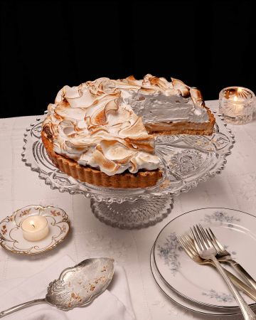 Τάρτα πορτοκάλι - κράνμπερι με μαρέγκα