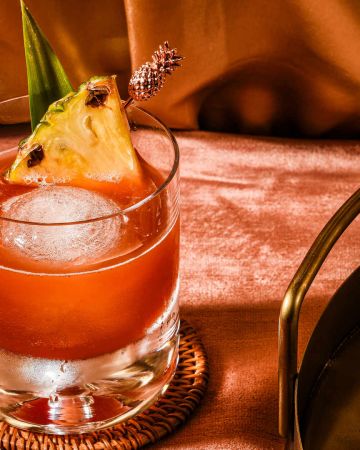 Κοκτέιλ με ανανά Jungle Bird