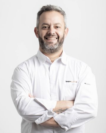 Σε νέα εποχή το Artisanal με επικεφαλής τον Γιάννη Παρίκο