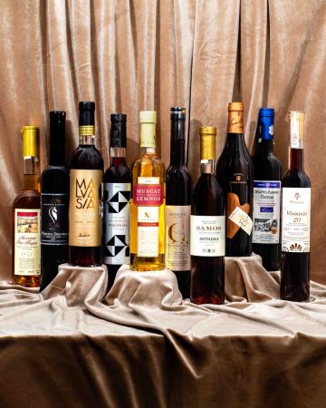 Γλυκά κρασιά που θα χαρίσουν την λάμψη τους στο γιορτινό τραπέζι 