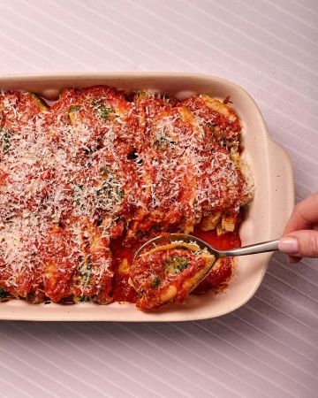 Κοχύλες φούρνου με σπανάκι