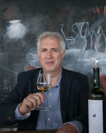 Βασίλης Παπαγιαννάκος: Ο οινοποιός που έδωσε «ψυχή» στο Σαββατιανό της Αττικής