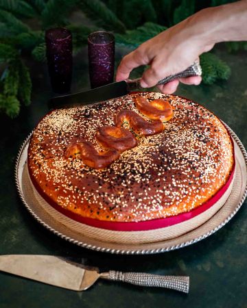 Βασιλόπιτα τσουρέκι πολίτικη με μαστίχα, μαχλέπι και κακουλέ 