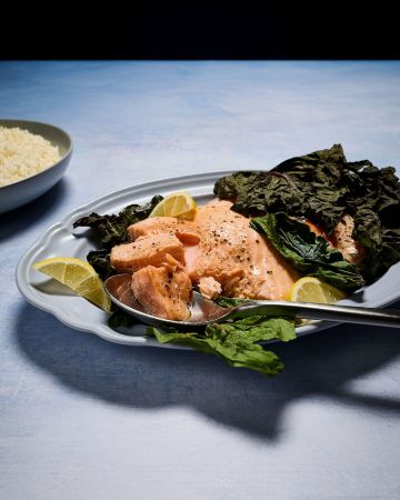 Σιγομαγειρεμένος σολομός