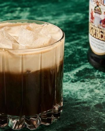 Η συνταγή για White Russian mocktail 