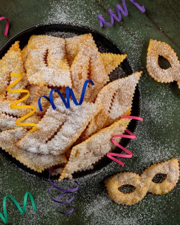 Chiacchiere: Οι ιταλικές τηγανόπιτες του καρναβαλιού