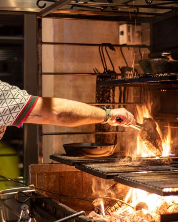 10+1 μυστικά για καλό ψήσιμο από τον Meat & BBQ expert Γιάννη Μπασταλή του Beastalis